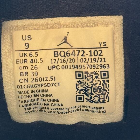 Size 9 - Wmns Nike Air Jordan 1 Mid University Blue Women's Shoes - Picture 8 of 9